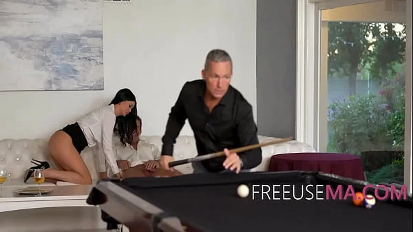 Assistant MILF Freeused By Business Partners